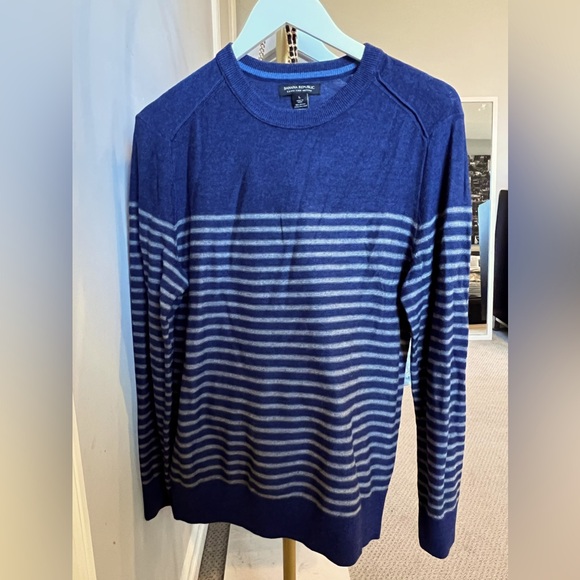 NWT Banana Republic 100% Extra Fine Merino Wool Navy Men’s Sweater (L) - Picture 1 of 5